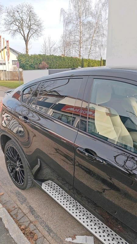 Schwarz Gebraucht 2009 BMW X6 SUV | 12.500 € (Fairer Preis) - Bild 1/4