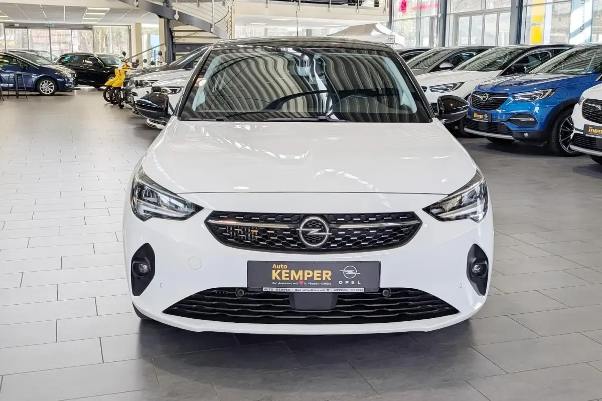 Gebraucht Opel Corsa Elegance 101 PS (74 kW) 2020 Weiß Kleinwagen