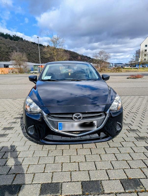 Second-hand Mazda 2 75 CP (55 kW) 2017 Negru Hatchback