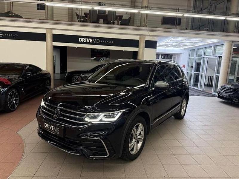 Schwarz Gebraucht 2022 VW Tiguan Allspace R-line SUV | 35.499 € (Teuer) - Bild 1/4