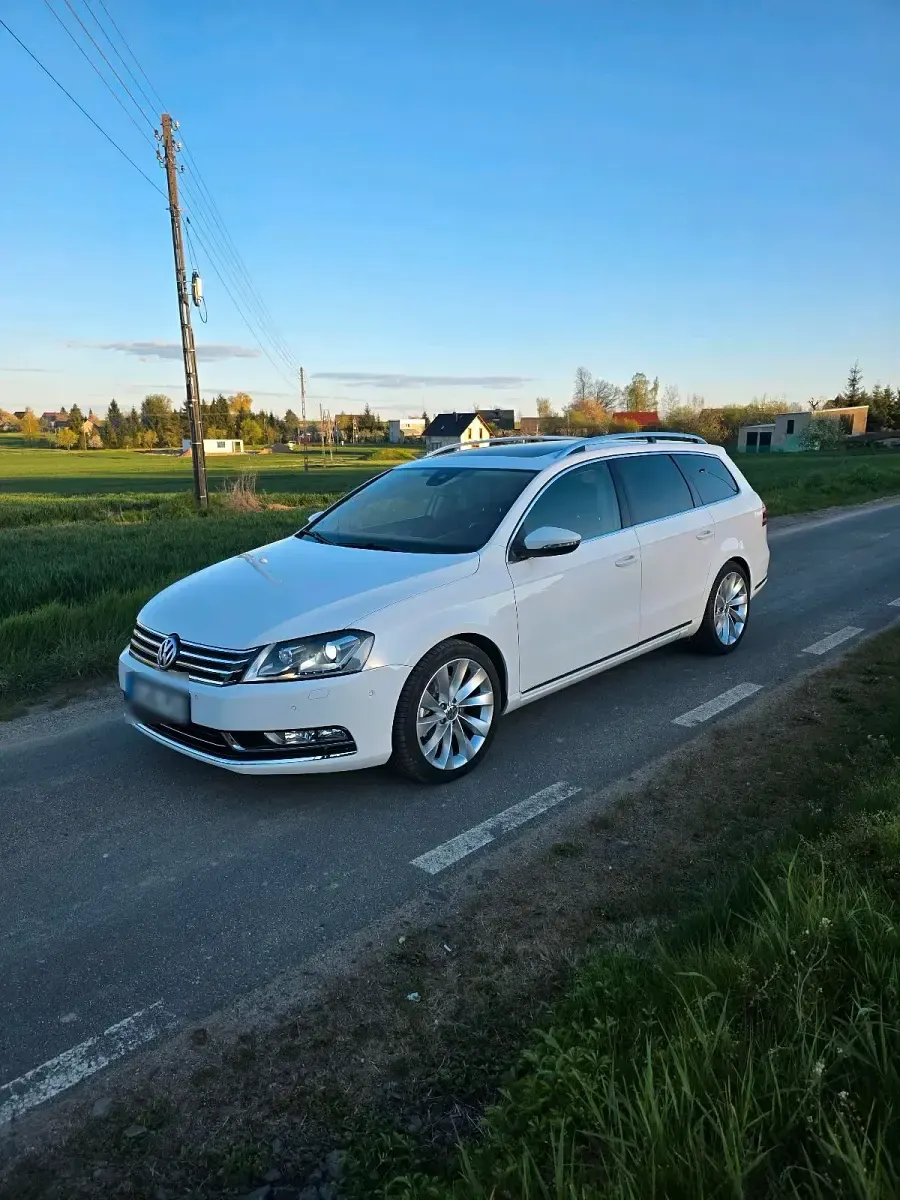 Second-hand VW Passat Highline 177 CP (130 kW) 2013 Alb Break
