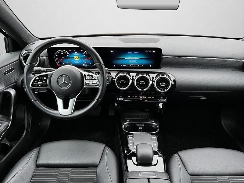 Gebraucht Mercedes A180 Progressive 136 PS (100 kW) 2020 Sonstige (metallic) Limousine