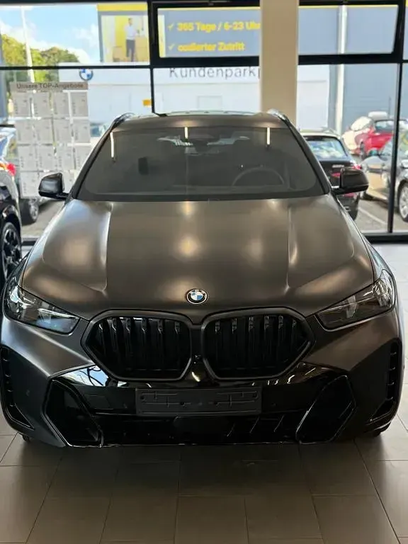 Gebraucht BMW X6 M Sport 352 PS (258 kW) 2025 Schwarz SUV