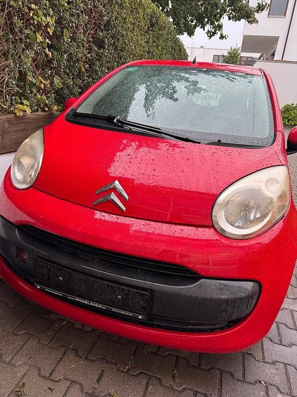 Rot Gebraucht 2007 Citroën C1 Kleinwagen | 600 € (Guter Preis) - Bild 1/4