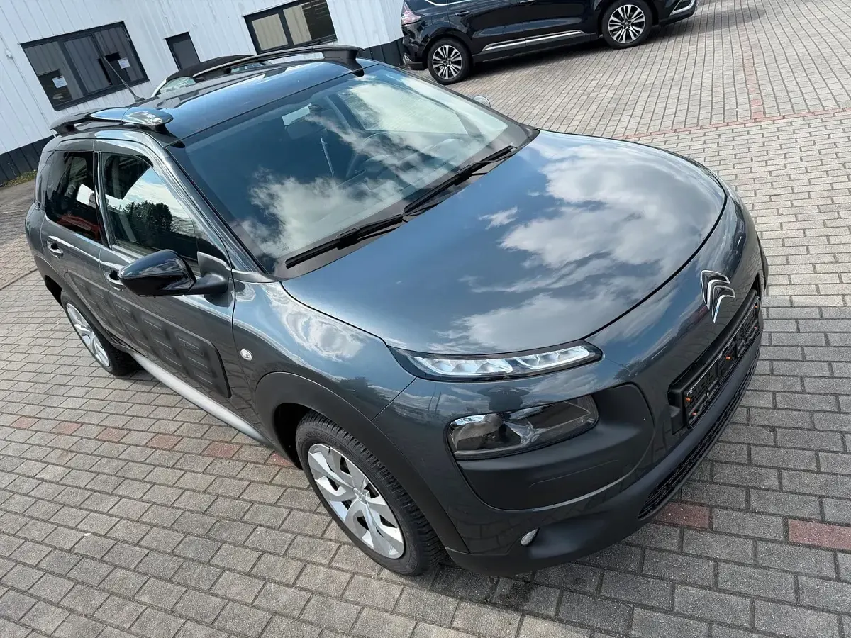 Gebraucht Citroën C4 Feel 110 PS (80 kW) 2015 Andere farben Limousine