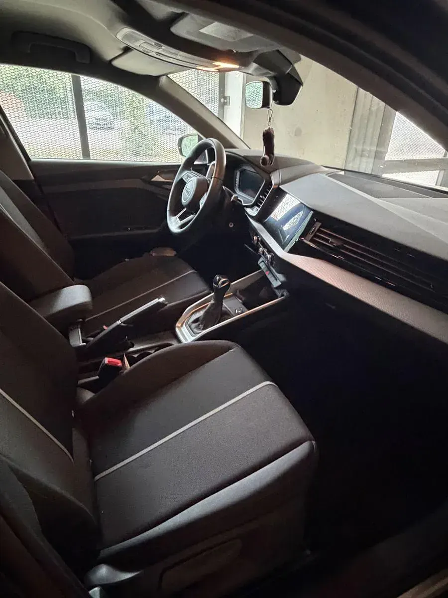 Gebraucht Audi A1 95 PS (69 kW) 2024 Blau SUV
