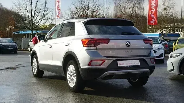 Gebraucht VW T-Roc 150 PS (110 kW) 2022 Pyritsilbermet. SUV
