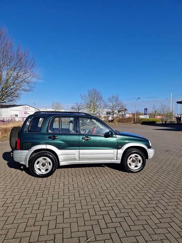 Gebraucht Suzuki Grand Vitara 144 PS (105 kW) 1999 Grün SUV