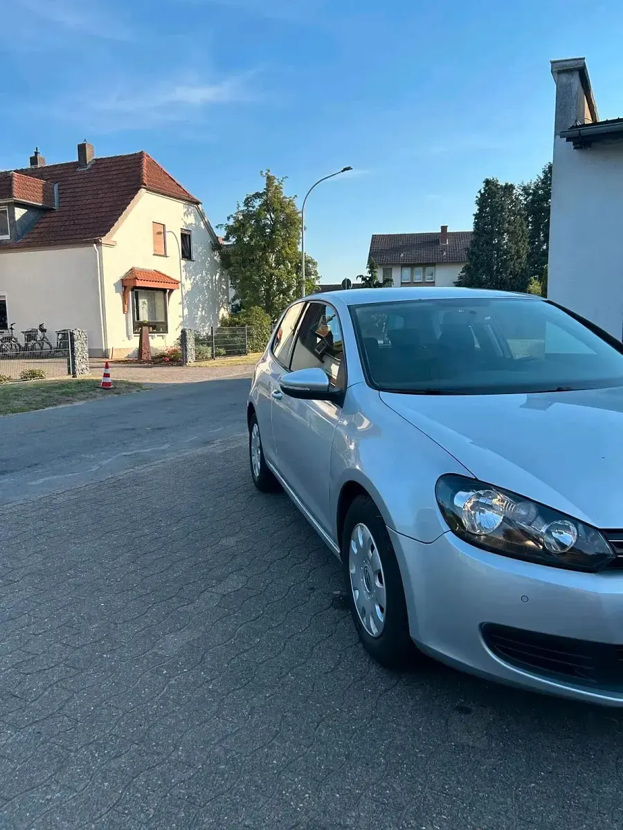 Gebraucht VW Golf 80 PS (58 kW) 2009 Grau Coupé