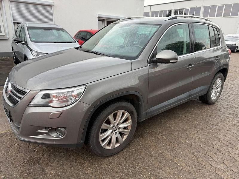 Grau Gebraucht 2008 VW Tiguan Sportline SUV | 4.990 € (Superpreis) - Bild 1/4