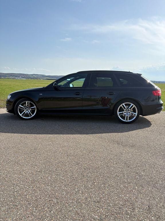 Gebraucht Audi A4 S-Line 150 PS (110 kW) 2015 Schwarz Kombi
