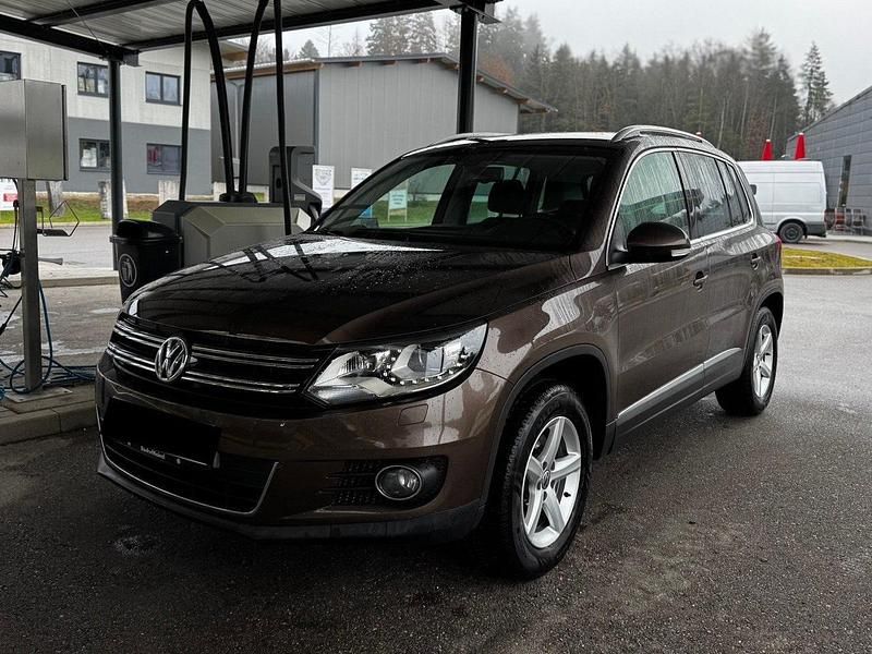 Gebraucht VW Tiguan 160 PS (117 kW) 2012 Grau SUV