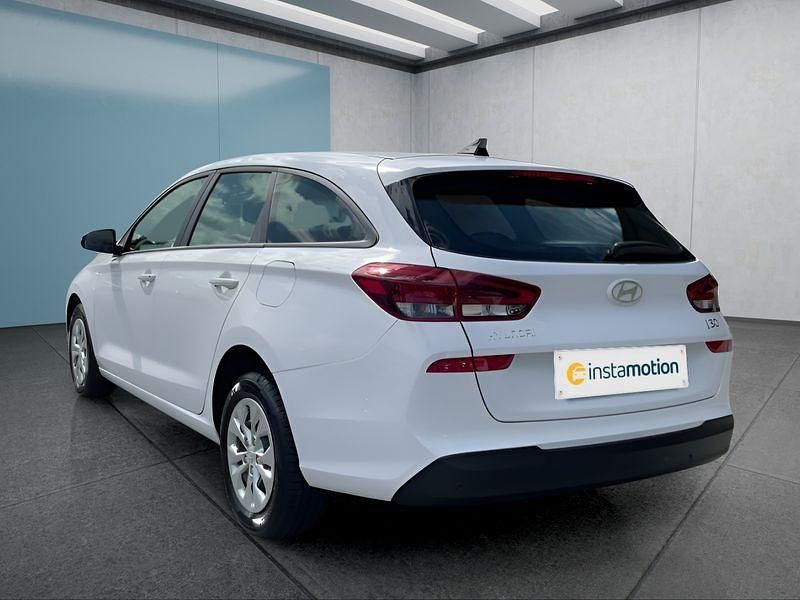 Neu Hyundai i30 97 PS (71 kW) 2025 Weiß Kombi