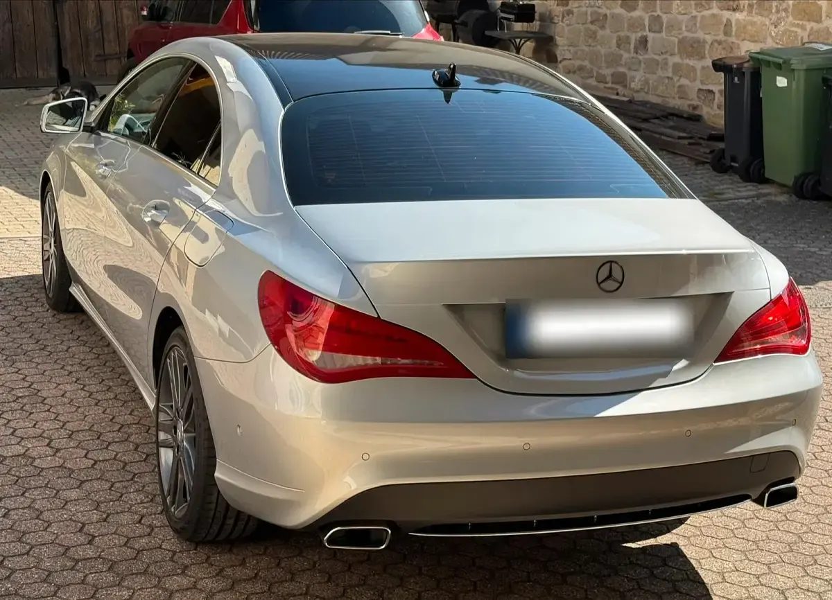 Gebraucht Mercedes CLA250 Urban 211 PS (155 kW) 2015 Silber Coupé