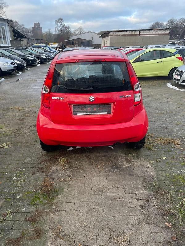 Gebraucht Suzuki Splash 65 PS (47 kW) 2010 Rot Kleinwagen