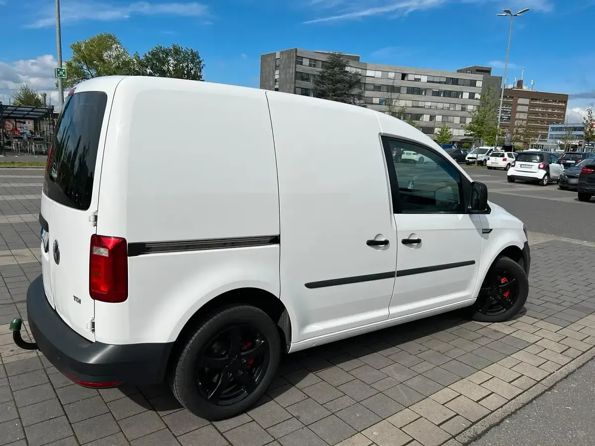 Gebraucht VW Caddy 102 PS (75 kW) 2015 Weiß Van / Kleinbus
