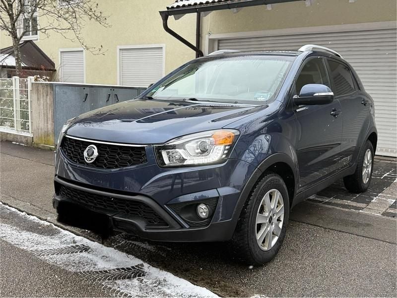 Blau Gebraucht 2014 Ssangyong (KGM) Korando SUV | 8.900 € (Guter Preis) - Bild 1/4