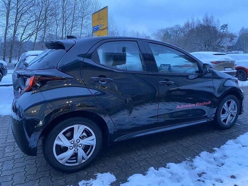 Gebraucht Mazda 2 Exclusive-Line 116 PS (85 kW) 2025 Formal red metallic Kleinwagen