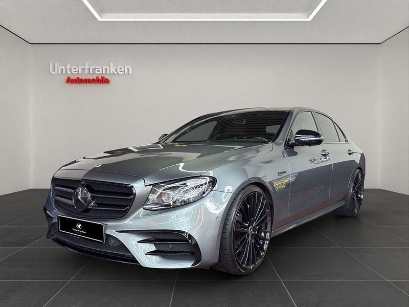 Grau Gebraucht 2019 Mercedes E400 AMG line Limousine | 27.700 € (Fairer Preis) - Bild 1/4