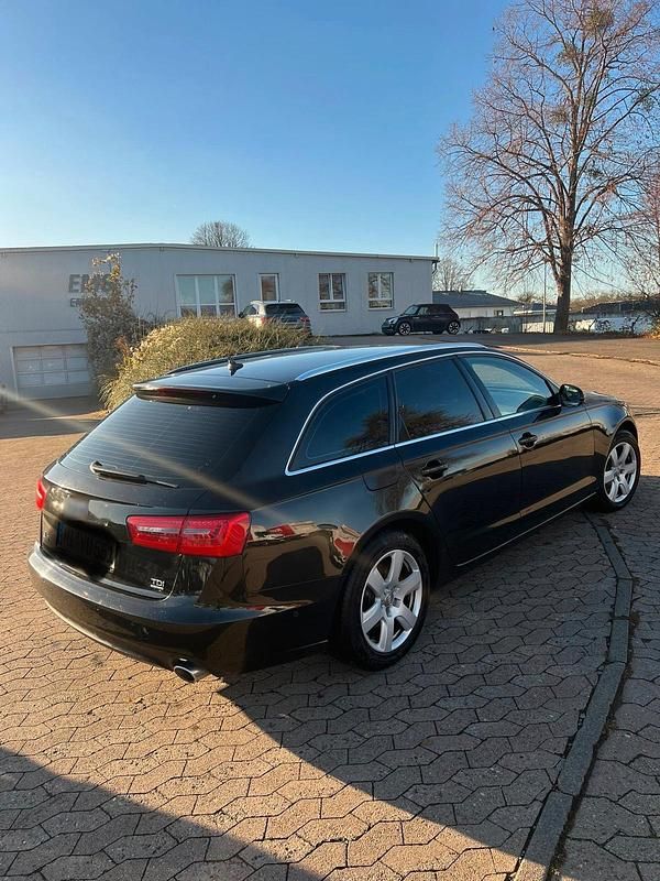 Używany Audi A6 204 KM (150 kW) 2014 Czarny Kombi