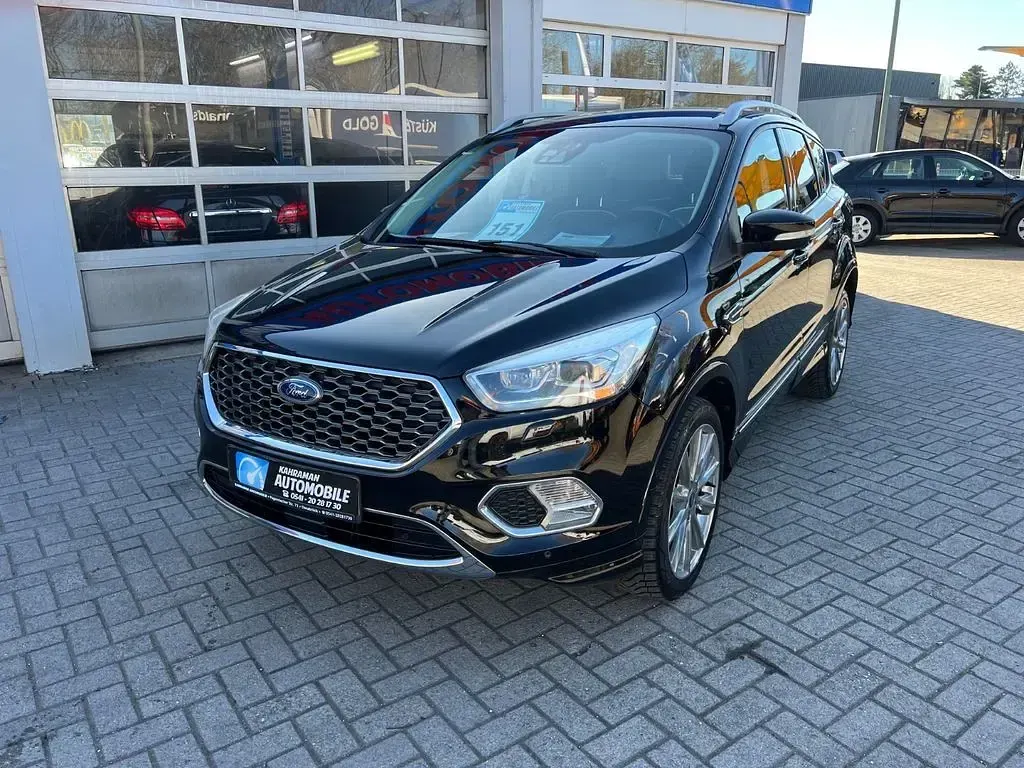 Gebraucht Ford Kuga Vignale 182 PS (133 kW) 2017 Schwarz SUV