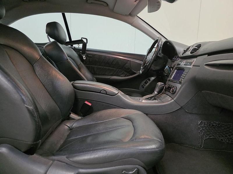 Gebraucht Mercedes CLK200 163 PS (119 kW) 2005 Grau
