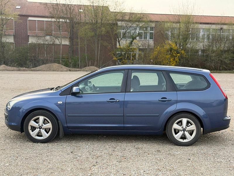 Gebraucht Ford Focus 145 PS (106 kW) 2005 Blau Kombi