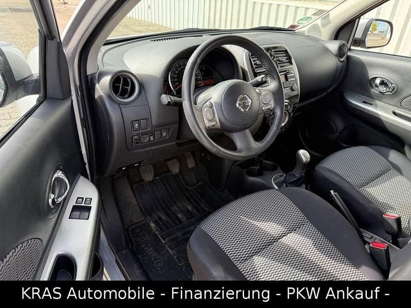 Gebraucht Nissan Micra Acenta 80 PS (58 kW) 2015 Silber Kleinwagen