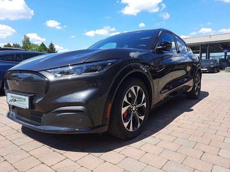 Gebraucht Ford Mustang Mach-E Extended Range 258 kW (351 PS) 2022 Dark matter/starlight gray SUV