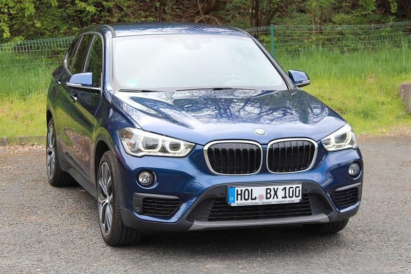 Używany BMW X1 Performance 190 KM (139 kW) 2018 Niebieski SUV
