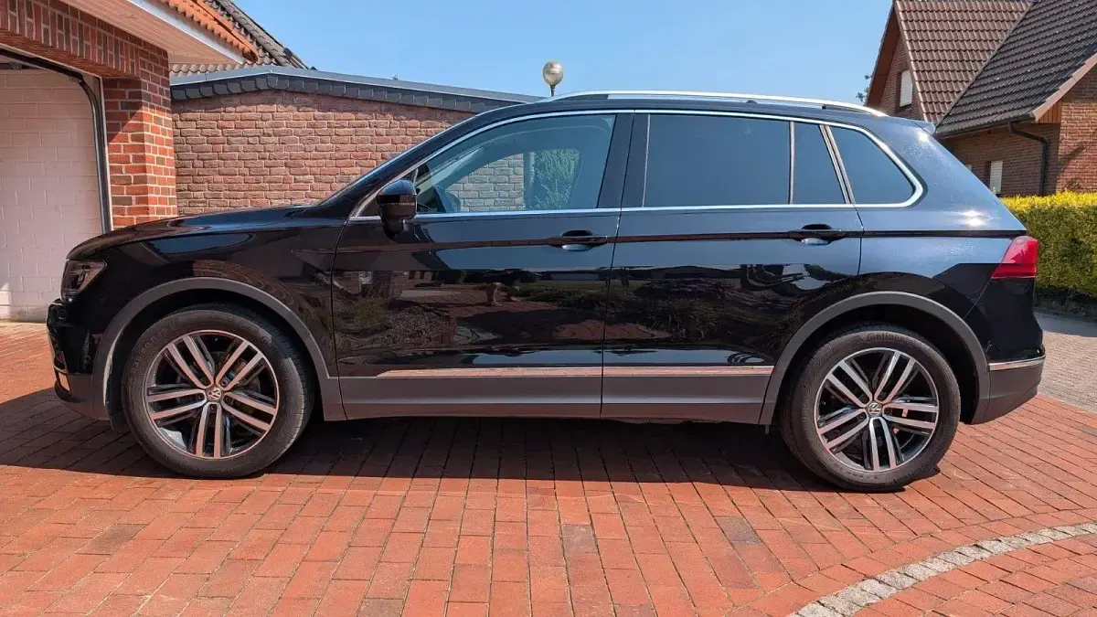Gebraucht VW Tiguan Comfortline 125 PS (91 kW) 2018 Schwarz SUV