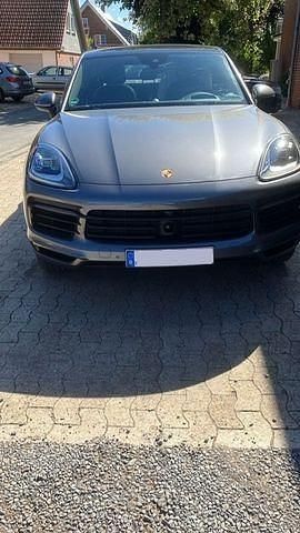 Grau Gebraucht 2020 Porsche Cayenne SUV | 56.900 € (Superpreis) - Bild 1/4
