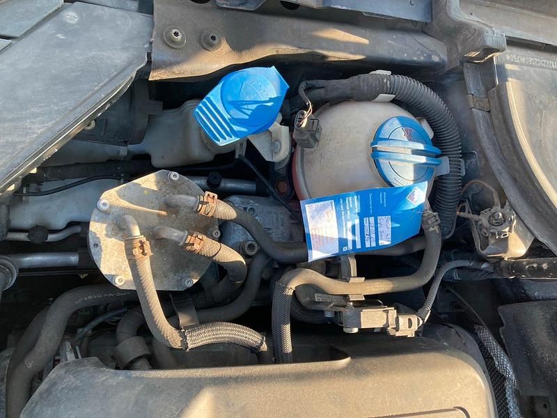 Gebraucht VW Passat Highline 140 PS (102 kW) 2011 Schwarz Kombi