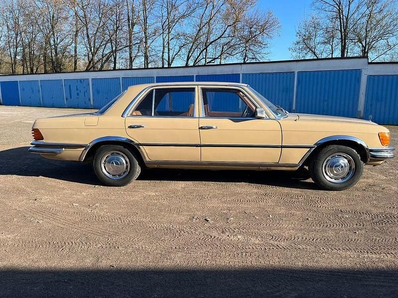 Gebraucht Mercedes S280 160 PS (117 kW) 1973 Beige Limousine