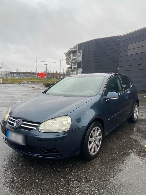 Gebraucht VW Golf V Edition 106 PS (77 kW) 2006 Blau Kleinwagen