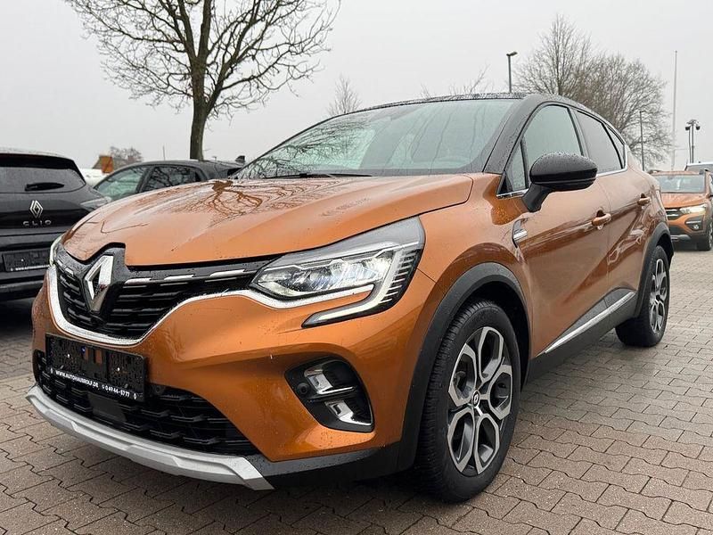 Gebraucht Renault Captur Intens 160 PS (117 kW) 2022 Orange SUV