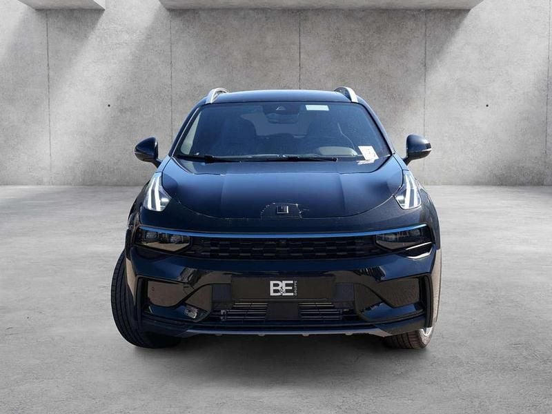 Neu Lynk & Co 01 261 PS (191 kW) 2025 Schwarz SUV