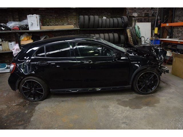 Gebraucht Mercedes GLA45 AMG AMG 381 PS (280 kW) 2017 Schwarz metallic SUV