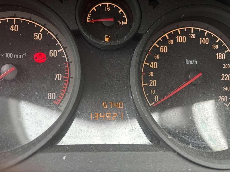 Gebraucht Opel Astra Selection 116 PS (85 kW) 2009 Grau Limousine