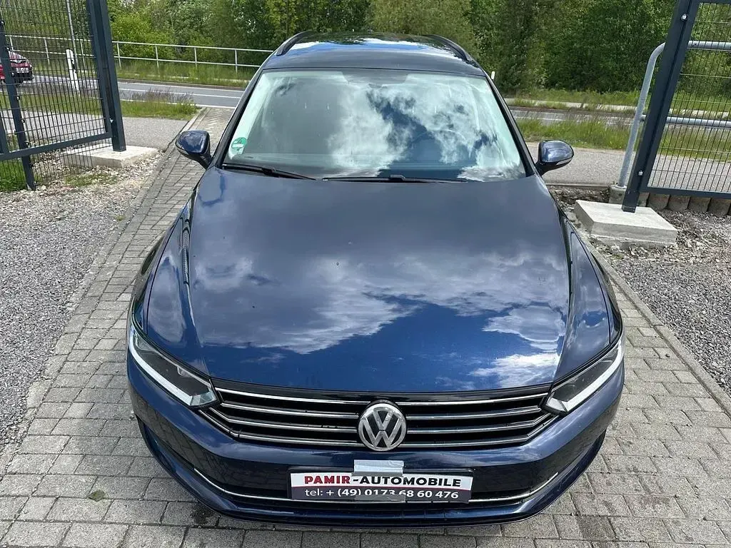 Gebraucht VW Passat Comfortline 150 PS (110 kW) 2015 Blau Kombi