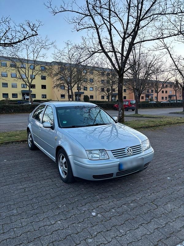 Gebraucht VW Bora 115 PS (84 kW) 1999 Silber Limousine
