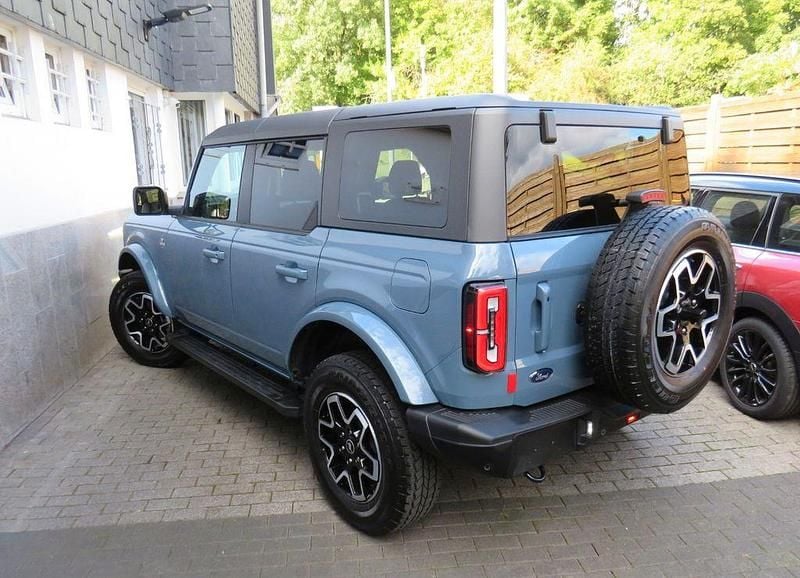 Gebraucht Ford Bronco Outer Banks 334 PS (245 kW) 2024 Azure grey SUV