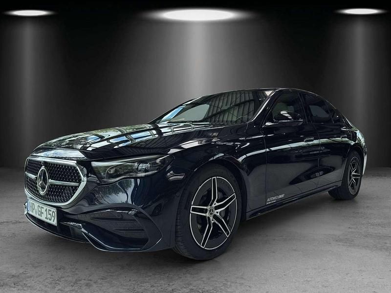 lack nautikblau Gebraucht 2025 Mercedes E200 AMG Limousine | 58.900 € - Bild 1/4