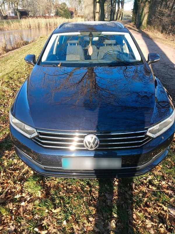 Gebraucht VW Passat 198 PS (145 kW) 2016 Blau Kombi