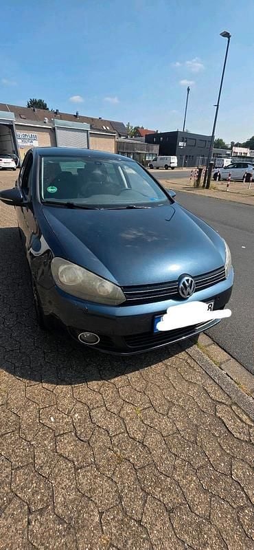 Blau Gebraucht 2010 VW Golf VI Kleinwagen | 3.750 € (Guter Preis) - Bild 1/4