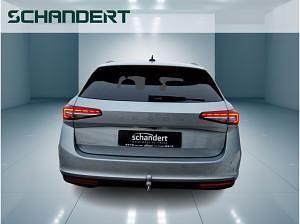 Neu Skoda Superb Selection 150 PS (110 kW) 2026 Silber (pebble silber metallic (silber)) Kombi