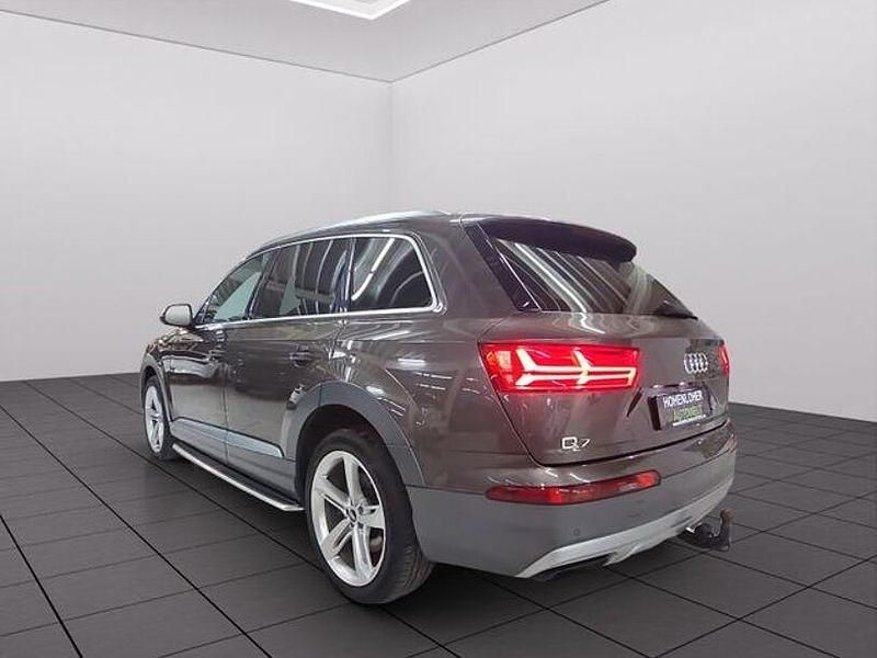 Gebraucht Audi Q7 Ambiente 272 PS (200 kW) 2018 Braun SUV