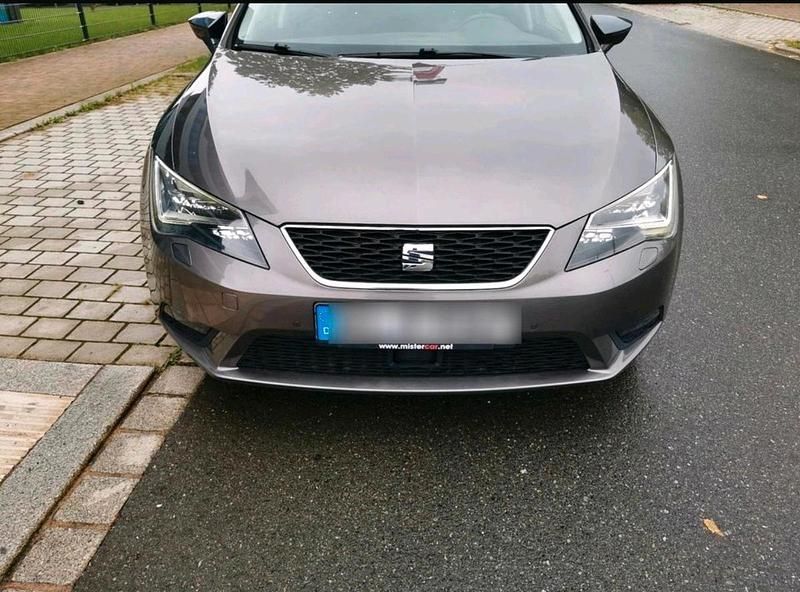Gebraucht Seat Leon CONNECT 125 PS (91 kW) 2016 Grau Kombi