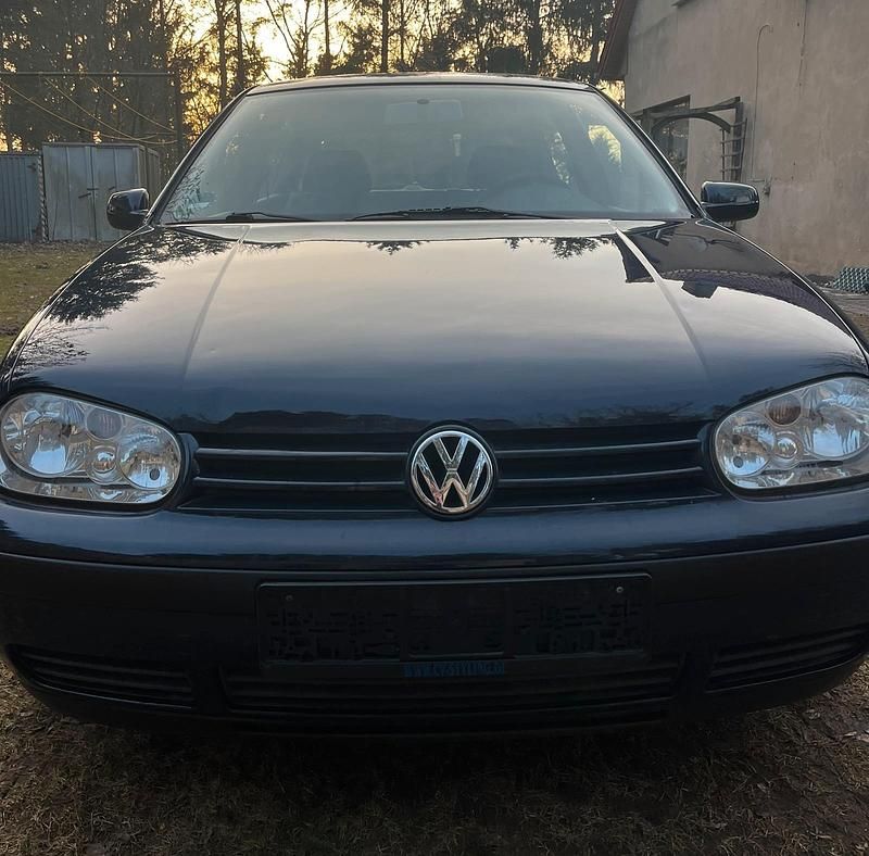 Gebraucht VW Golf IV 102 PS (75 kW) 2002 Blau Kleinwagen