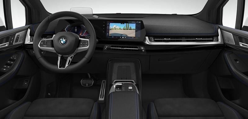 Gebraucht BMW 220 Active Tourer Comfort Edition 170 PS (125 kW) 2025 Weiß Van / Kleinbus